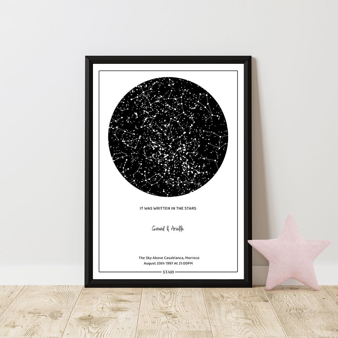 מפת כוכבים "לילה" בגוון שחור מתנה בהתאמה אישית STARI סטארי שחור